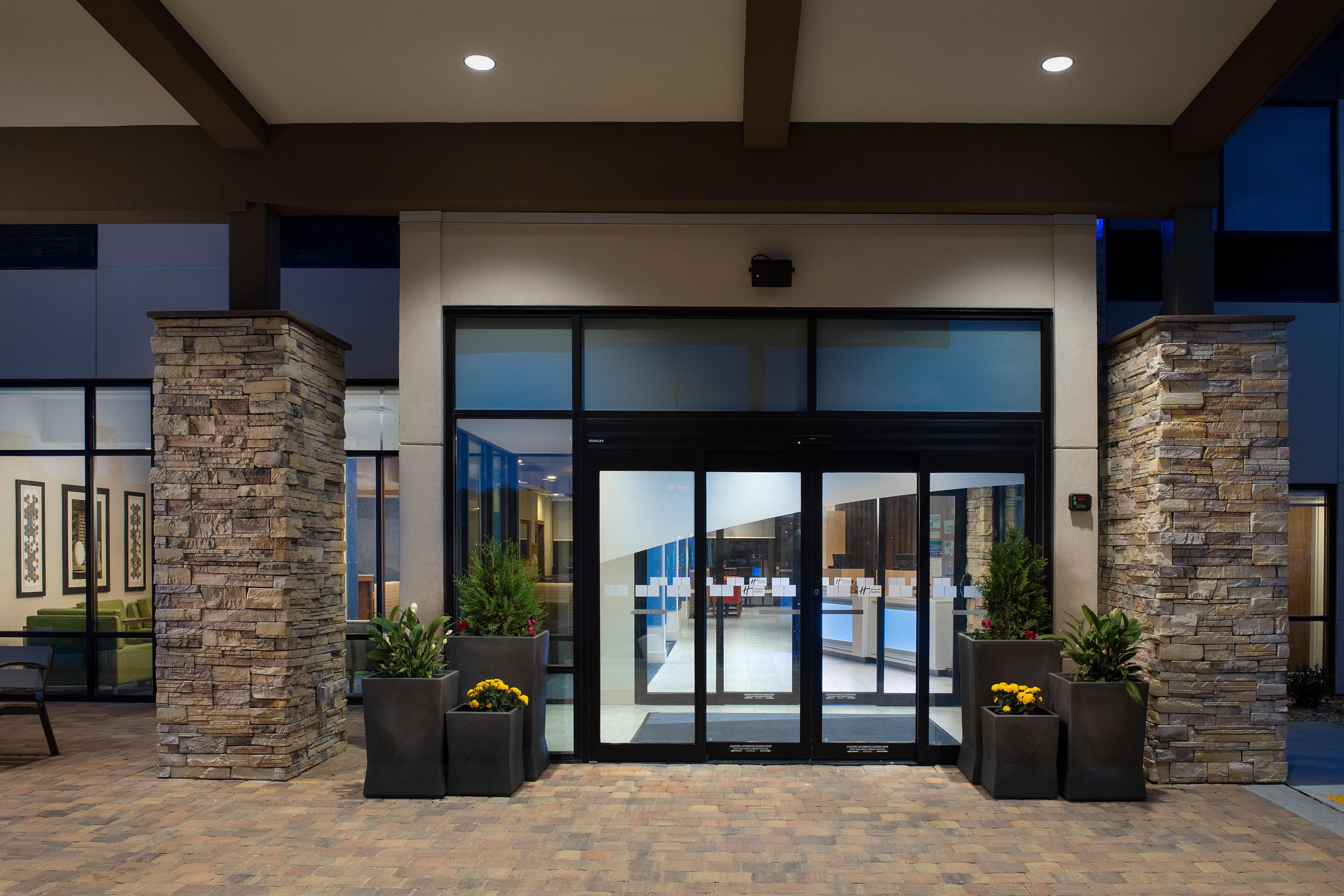Holiday Inn Express & Suites Kingsland I-95-Naval Base Area By Ihg Bagian luar foto